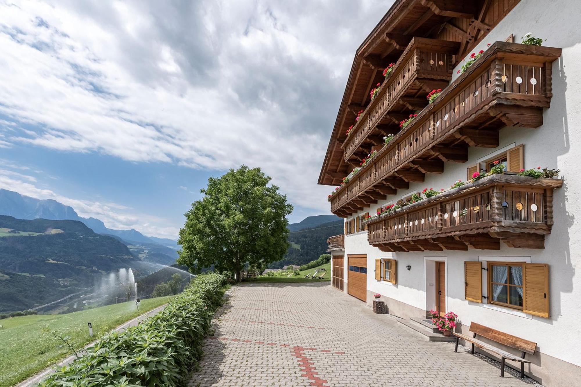 Hauserhof Chalet In Villanders - Moderne Wohnungen Mit 2 Badezimmer Und 2 Schlafzimmer Exterior foto
